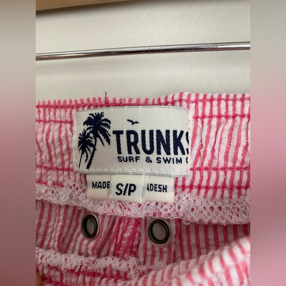 Trunks Surf & Swim Co. Pink Waffle Shorts Striped Beach Volleyball Sports - Picture 8 of 8